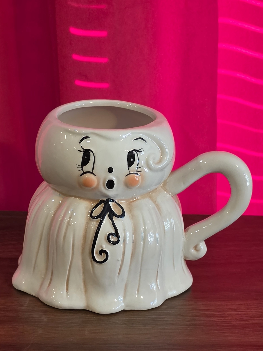 Johanna Parker Ceramic Girl Ghost Mug With Bow NWT